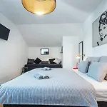 Marilyn Apartament *